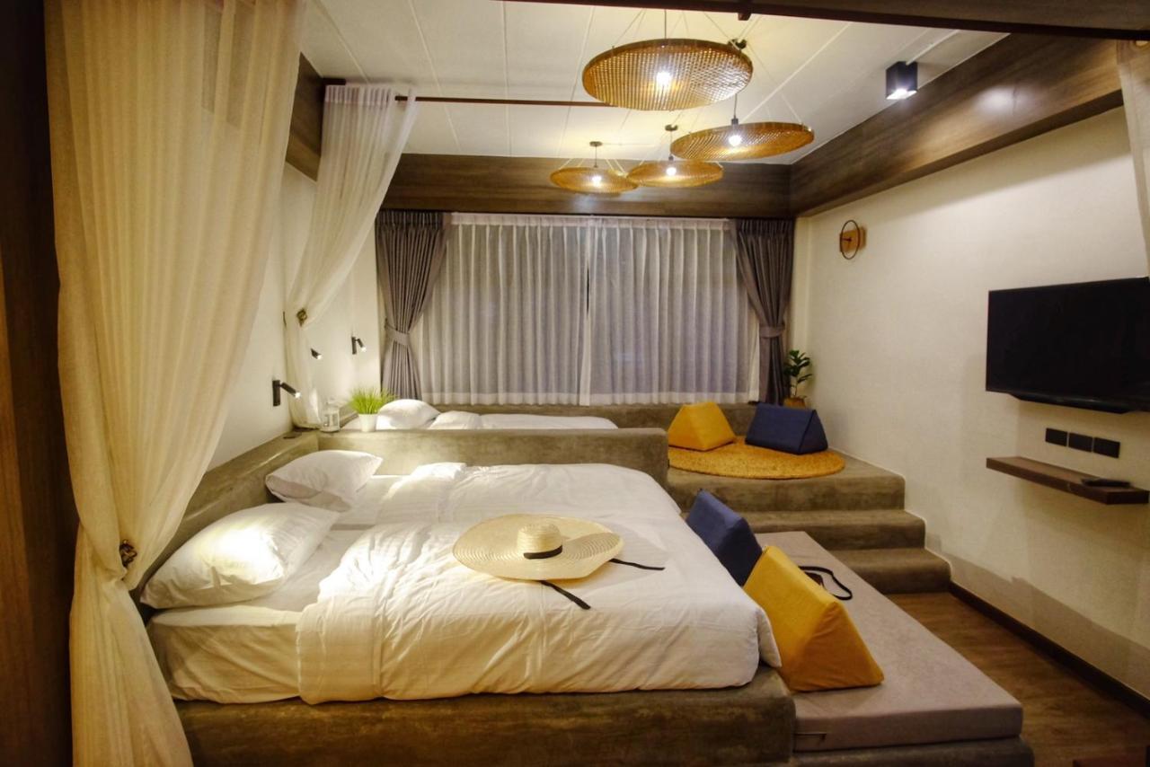 Krung Boutique Hotel Бангкок Экстерьер фото